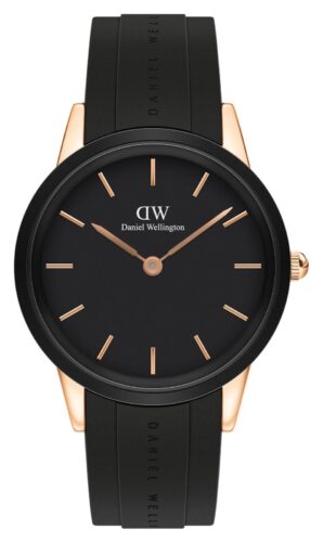 Daniel Wellington DW00100425 Iconic Motion (40mm) Black Dial Watch